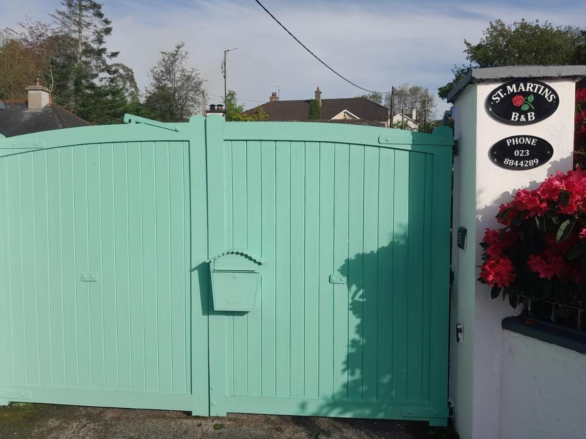 Saint Martin'S Bed And Breakfast Бандън Екстериор снимка